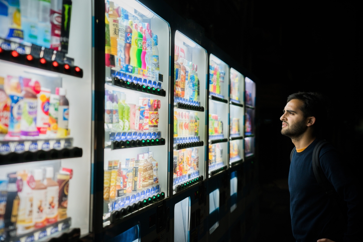 frozen vending machine for snacks & drinks