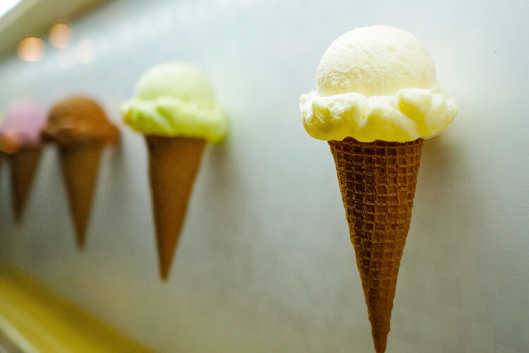 ice cream vending machine